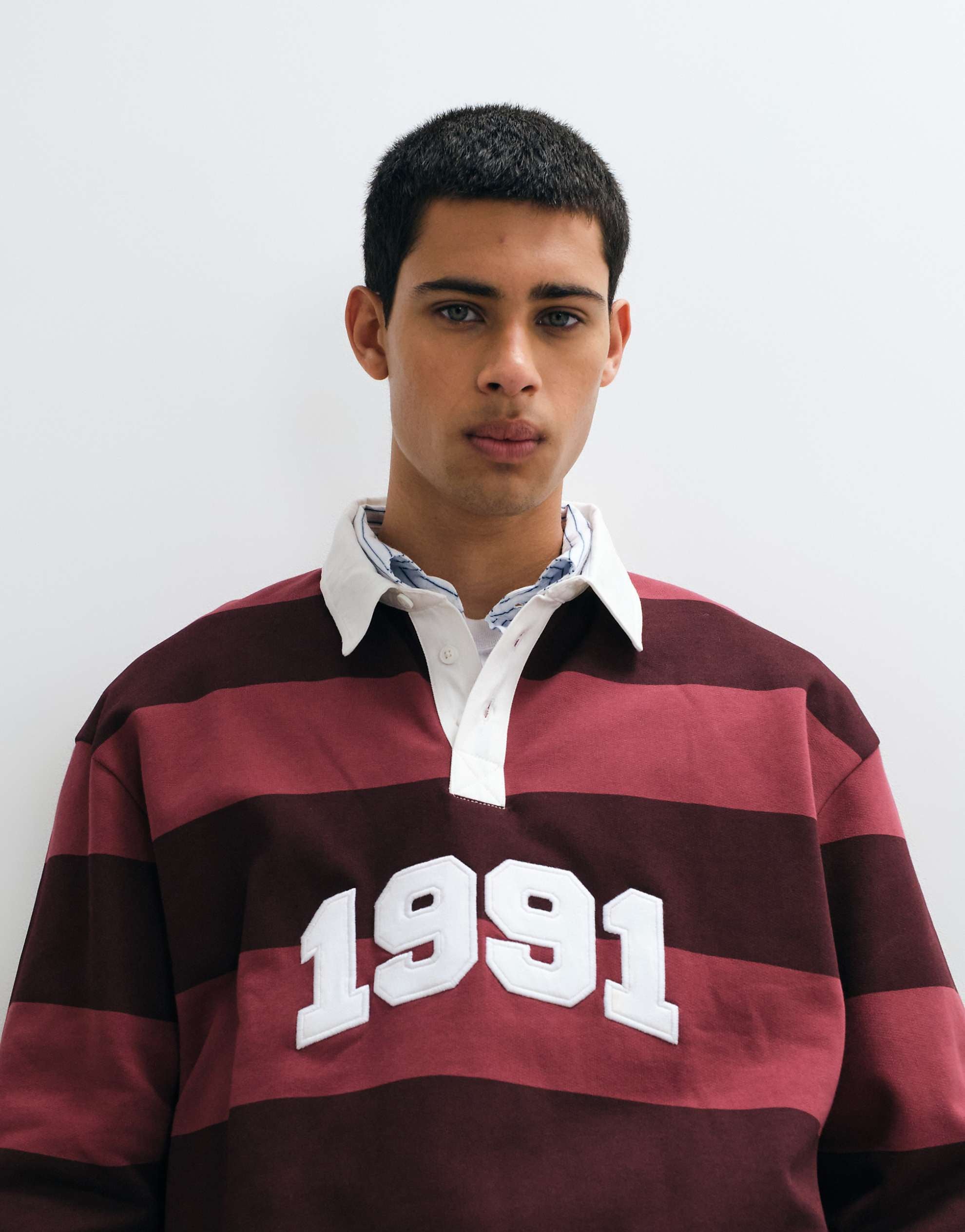 DESIGN relaxed rugby tonal stripe applique burgundy