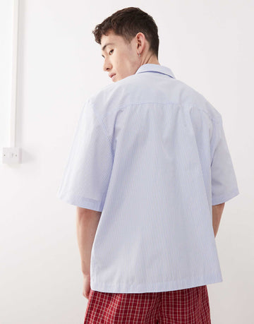 Reclaimed Vintage boxy short sleeve shirt blue