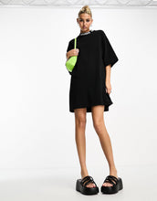 Load image into Gallery viewer, HUGO Ninaya branded collar dress black