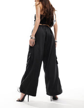 Load image into Gallery viewer, Sixth June texture nylon cargo pants black