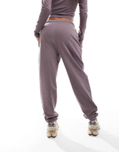 Load image into Gallery viewer, Kaiia cropped long sleeve top, hoodie &amp; joggers co-ord purple
