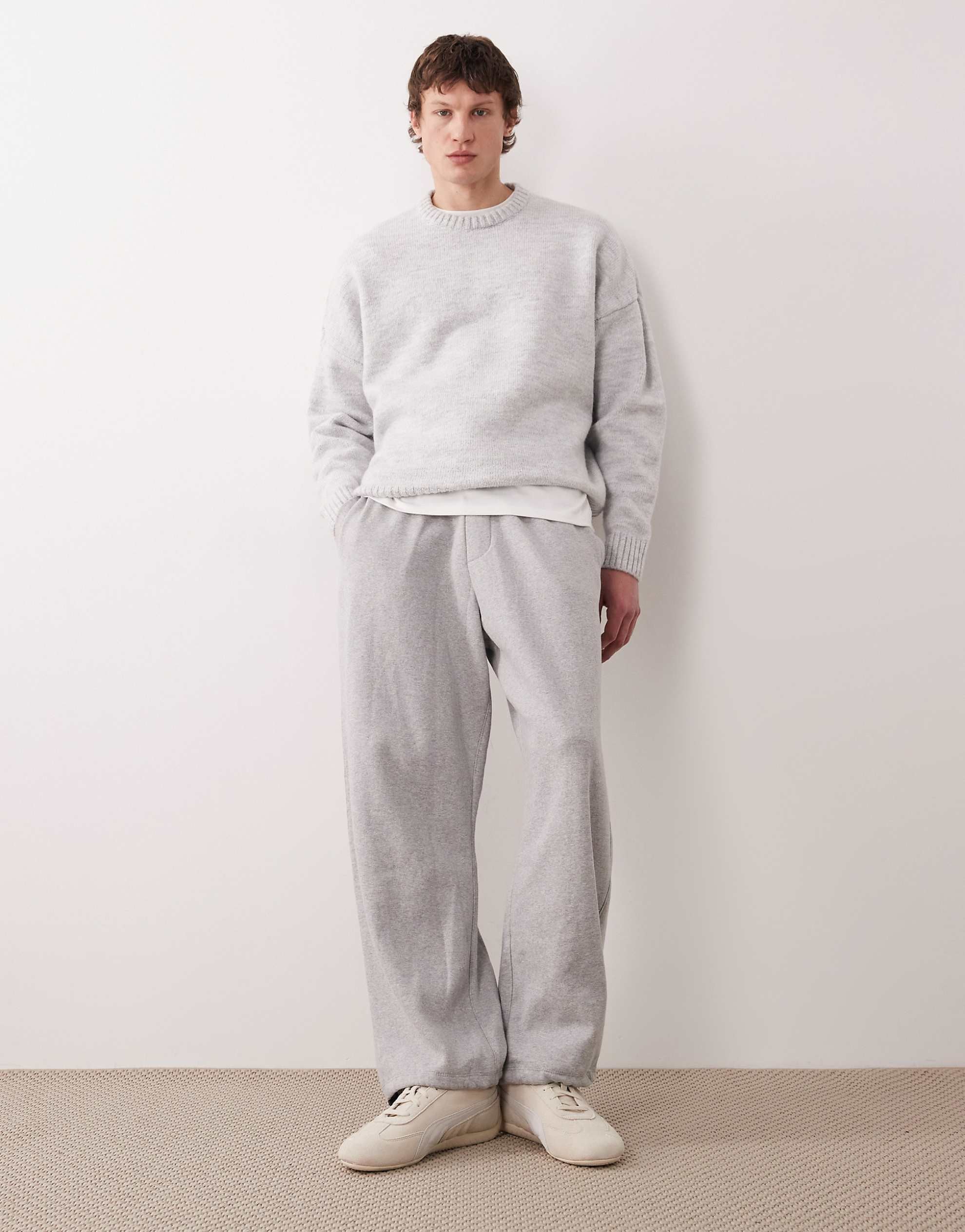 DESIGN extreme oversized boxy fit knitted jumper grey