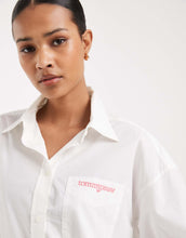 Load image into Gallery viewer, Tommy Jeans oversized poplin shirt off white