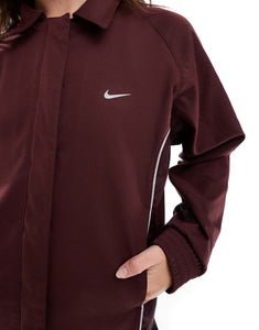 Nike Streetwear woven jacket burgundy