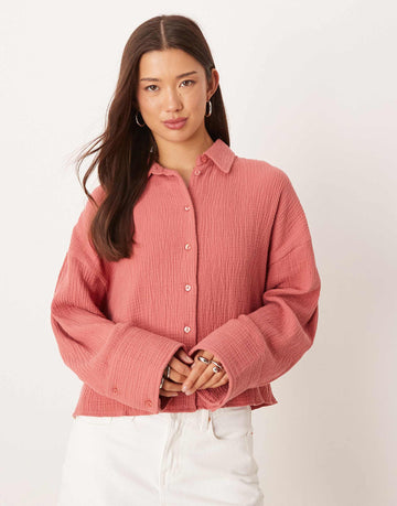 DESIGN cropped textured cotton shirt pink