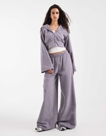 New Balance brushed coastal fleece set grey