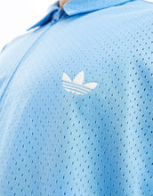 Load image into Gallery viewer, adidas Originals shirt blue off white