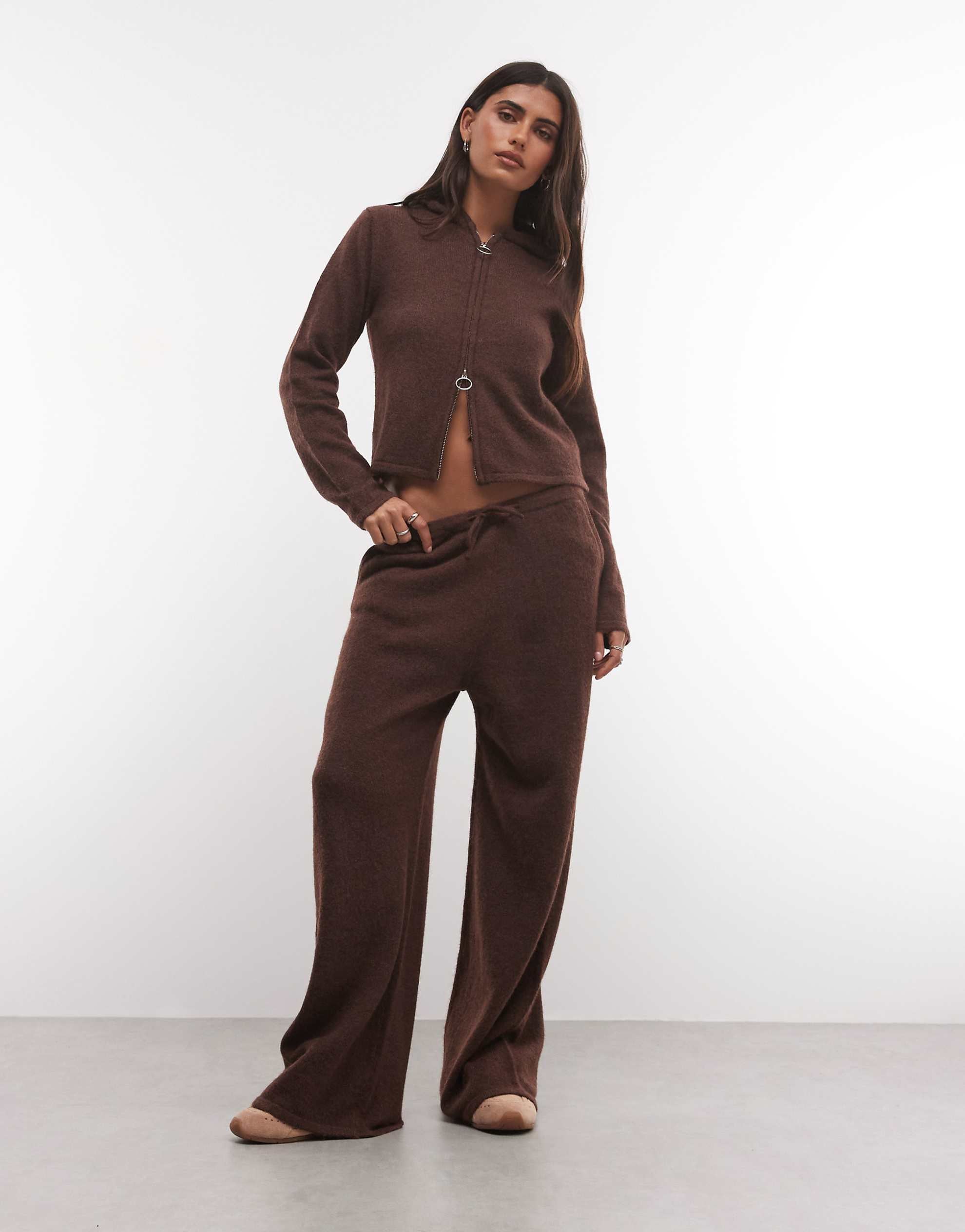 COLLUSION knitted zip through fitted hoodie & joggers chocolate