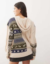 Load image into Gallery viewer, COLLUSION Unisex spliced fairisle cable knit hoodie