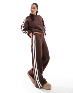 Miss Selfridge premium jogger & sweatshirt chocolate