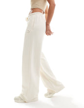 Load image into Gallery viewer, Puma Classics relaxed joggers off white