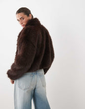 Load image into Gallery viewer, Supre mikki faux fur jacket chocolate brown