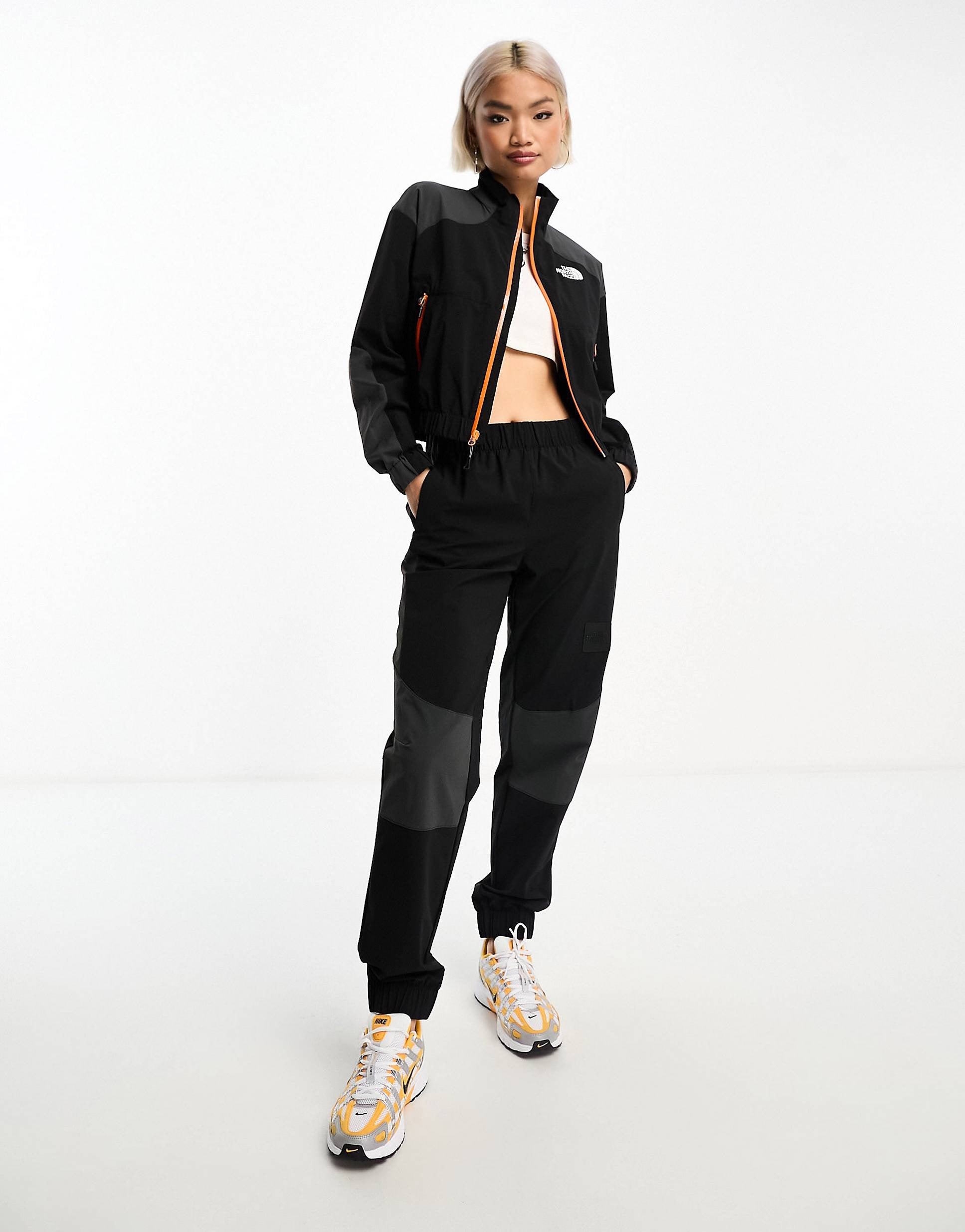 The North Face NSE joggers black grey