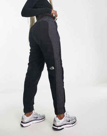 The North Face NSE Convin joggers black
