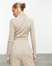 Load image into Gallery viewer, DESIGN Weekend collective waffle set