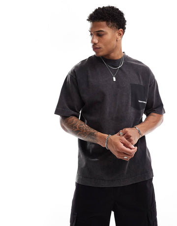 The Couture Club pocket detail t-shirt