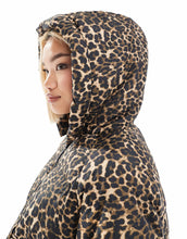 Load image into Gallery viewer, Threadbare Ski puffer jacket leopard