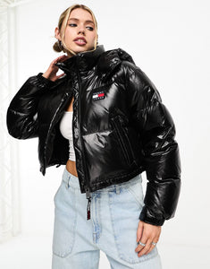 Tommy Jeans Alaska cropped puffer jacket black