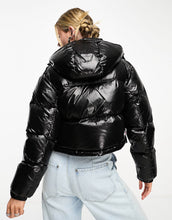 Load image into Gallery viewer, Tommy Jeans Alaska cropped puffer jacket black