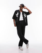 Load image into Gallery viewer, Topman floral shirt black