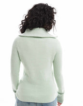 Load image into Gallery viewer, DESIGN knitted zip through collar cardigan green