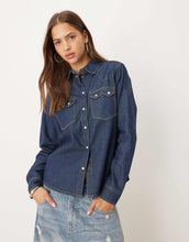Load image into Gallery viewer, JJXX denim shirt dark blue
