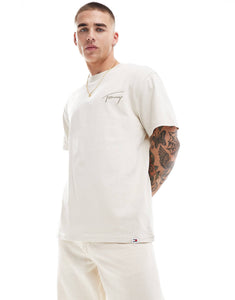 Tommy Jeans regular signature t-shirt off white