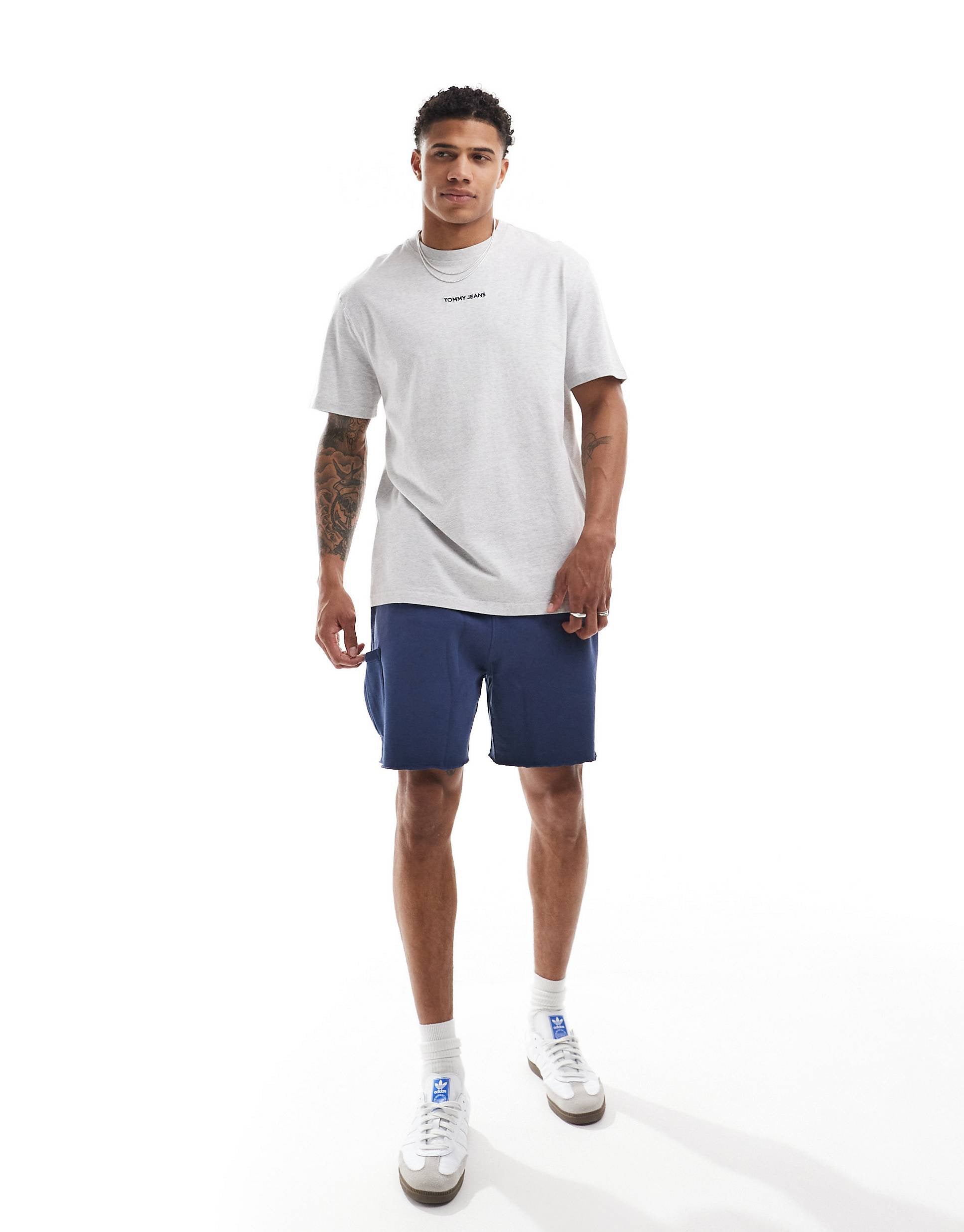 Tommy Jeans small logo t-shirt grey