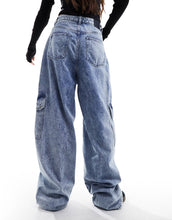 Load image into Gallery viewer, BOSS wide leg cargo jeans stone wash