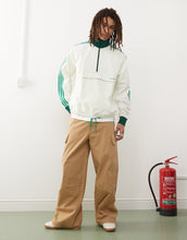 Load image into Gallery viewer, adidas Originals pullover jacket white green