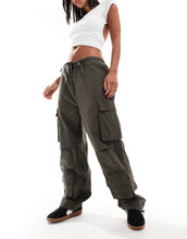Load image into Gallery viewer, Good For Nothing parachute cargo trousers khaki