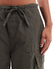 Load image into Gallery viewer, Good For Nothing parachute cargo trousers khaki