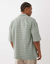 Load image into Gallery viewer, ONLY &amp; SONS relaxed fit shirt small green check