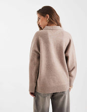 Load image into Gallery viewer, DESIGN knitted compact polo shirt mushroom