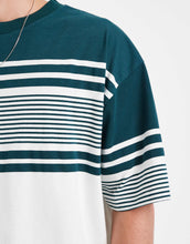 Load image into Gallery viewer, DESIGN oversized t-shirt navy stripe.