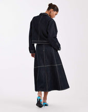 Load image into Gallery viewer, JJXX midi contrast stitch denim midaxi skirt dark blue