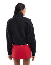 Load image into Gallery viewer, Tommy Jeans crop badge 1/4 zip black