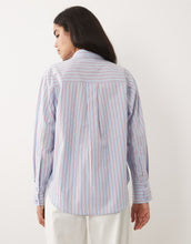 Load image into Gallery viewer, DESIGN classic cotton shirt blue red stripe