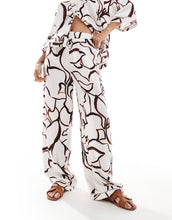 Load image into Gallery viewer, River Island co-ord abstract brown