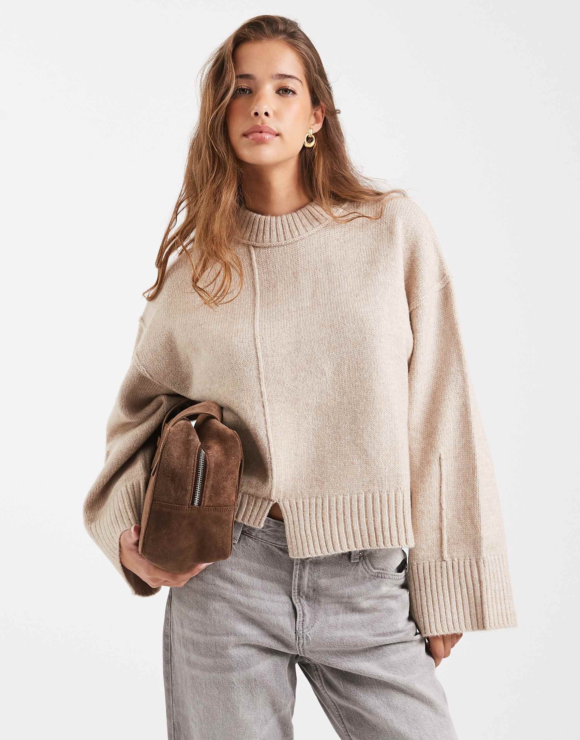 DESIGN crew neck jumper seam front detail stepped hem rye