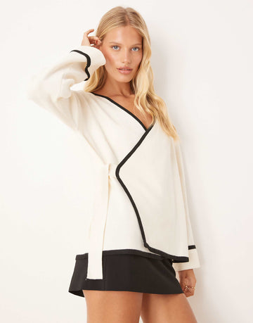Pretty Lavish contrast tipping knit cardigan cream