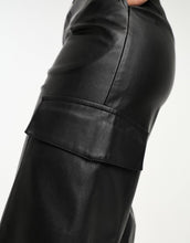 Load image into Gallery viewer, New Look faux leather cargo trousers black