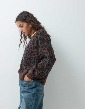 Hollister knitted crew neck jumper brown leopard