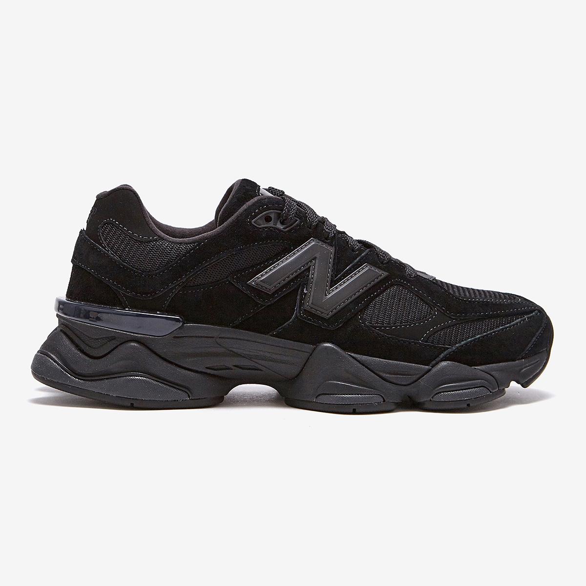 New Balance 9060 Triple Black