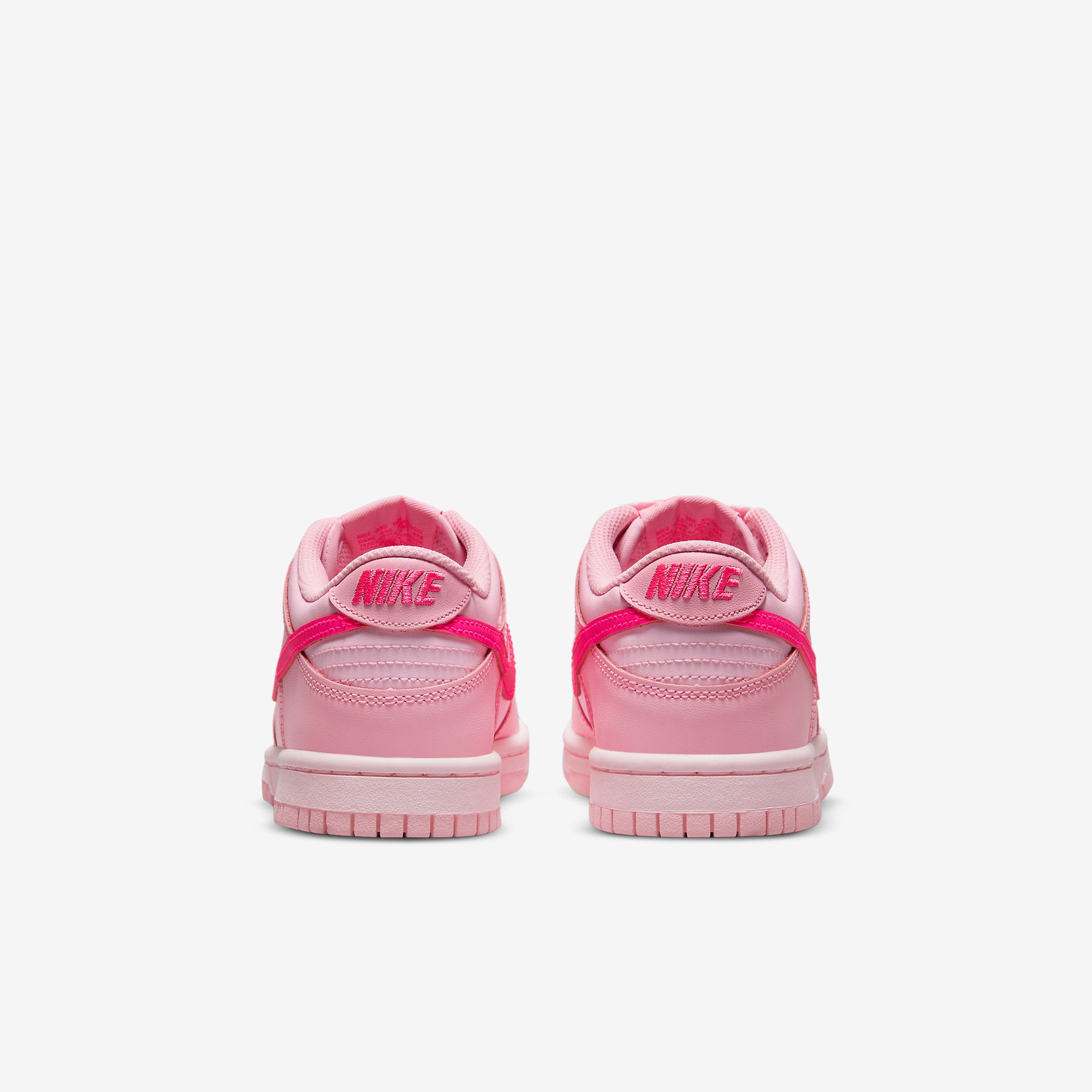 Nike Dunk Low Triple Pink