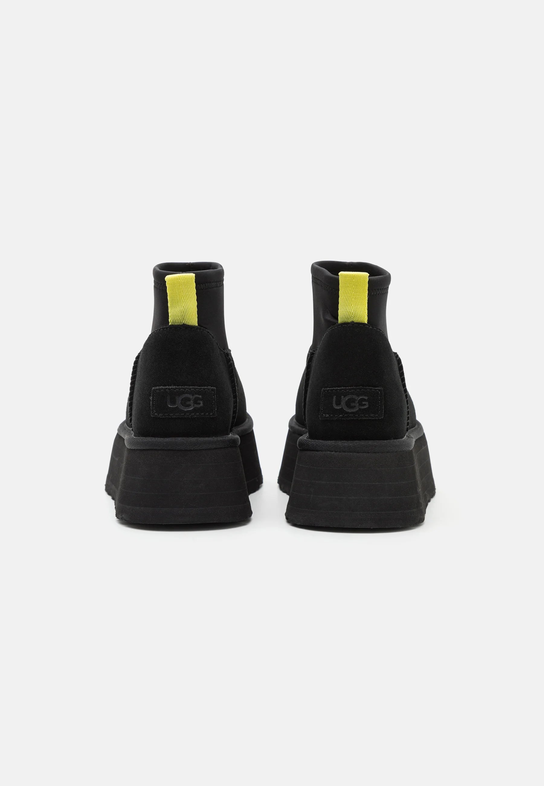 UGG Classic Mini Dipper Black