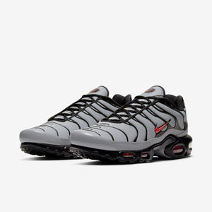 Nike Air Max Plus Wolf Grey Black Crimson