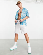 Load image into Gallery viewer, Design boxy oversized shirt blue floral