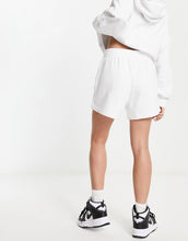 Load image into Gallery viewer, HUGO Nashari jersey shorts white