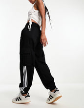 Load image into Gallery viewer, adidas Originals WWC cargo pants black